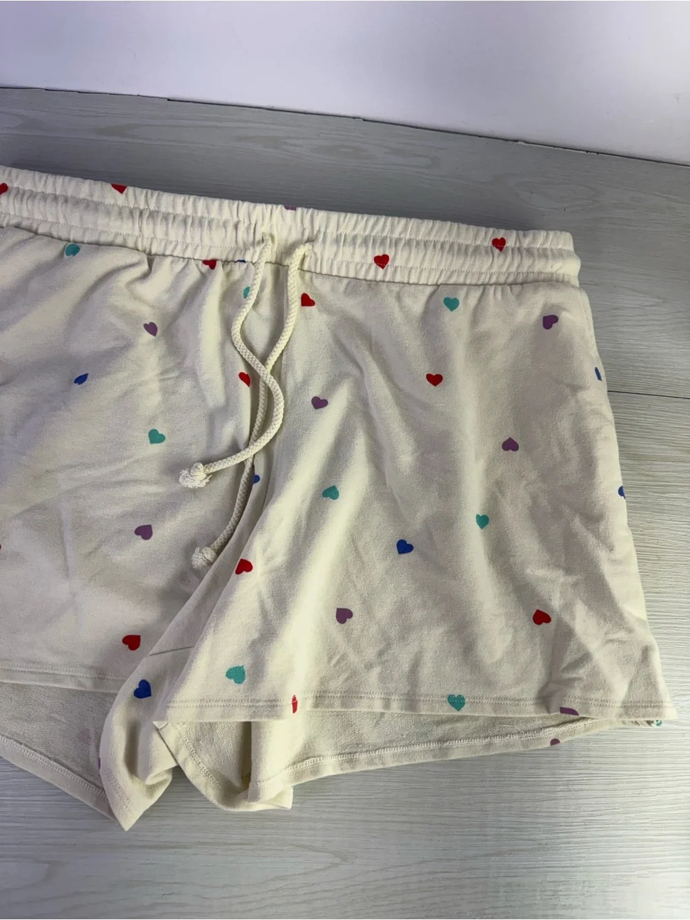 Wild Fox multi colors Heart Shorts size X-Large